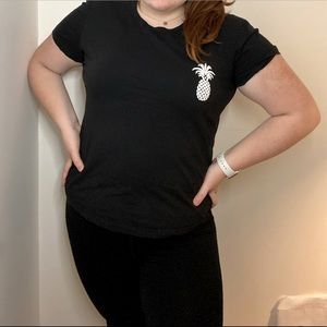 Black Pineapple Short Sleeve
